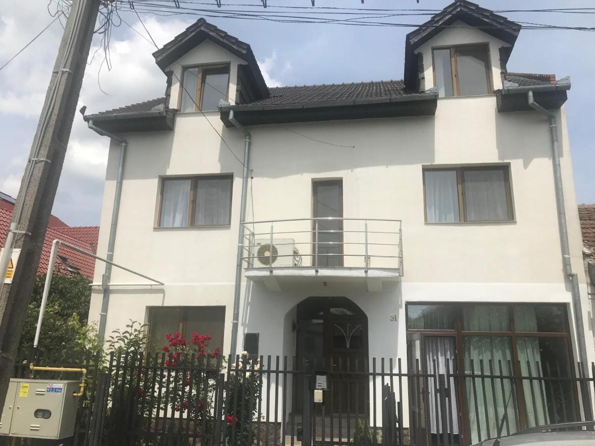 Spacious And Cozy 3Bd+Terrace Couples Apartment 티미쇼아라 외부 사진
